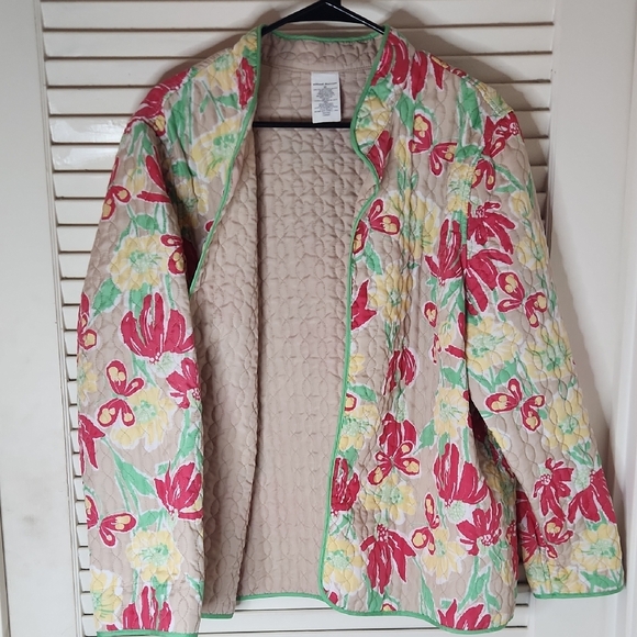 Alfred Dunner Floral Quilted Jacket with Red and Green Accents - Picture 3 of 4